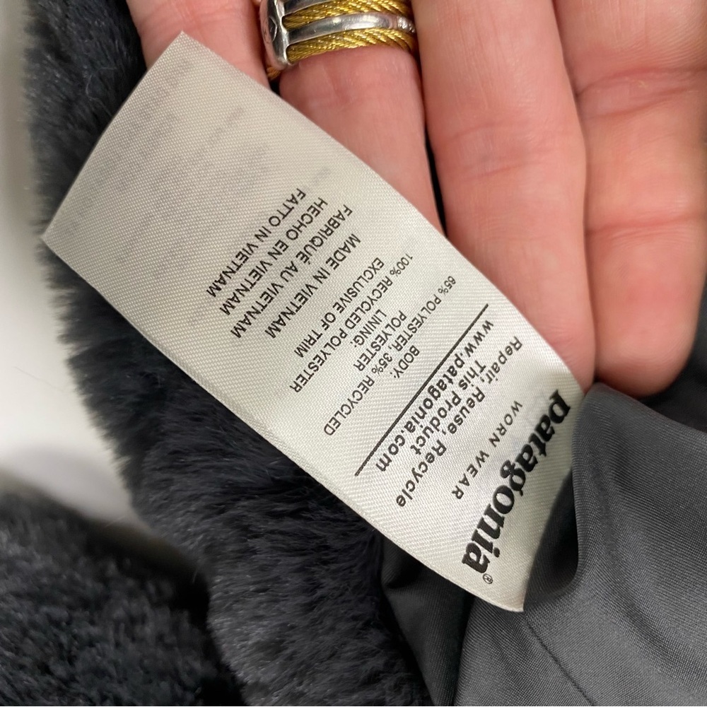 C1-16 Patagonia XS Woman’s Lunar Frost Jacket - Picture 9 of 11